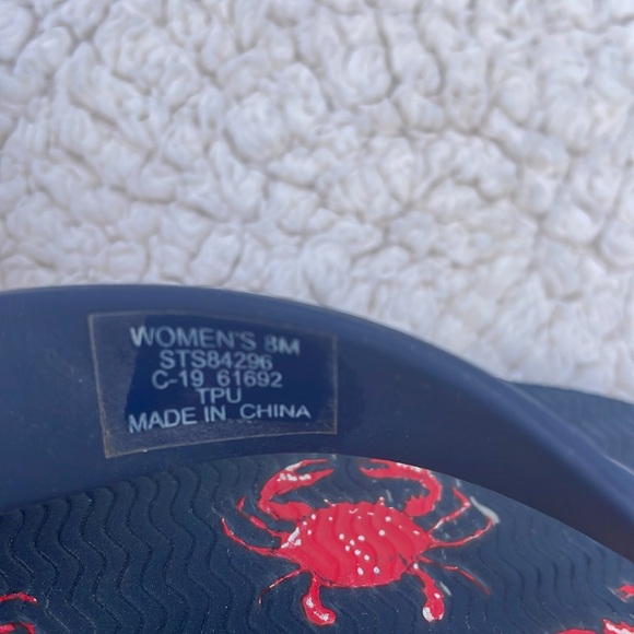 Sperry Lobster print flip flops - Picture 5 of 5